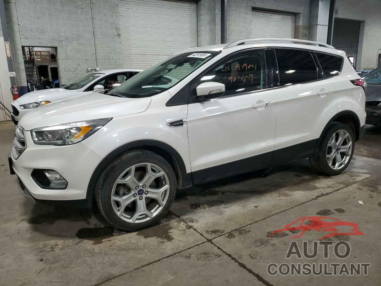 FORD ESCAPE 2017 - 1FMCU9J91HUB89518