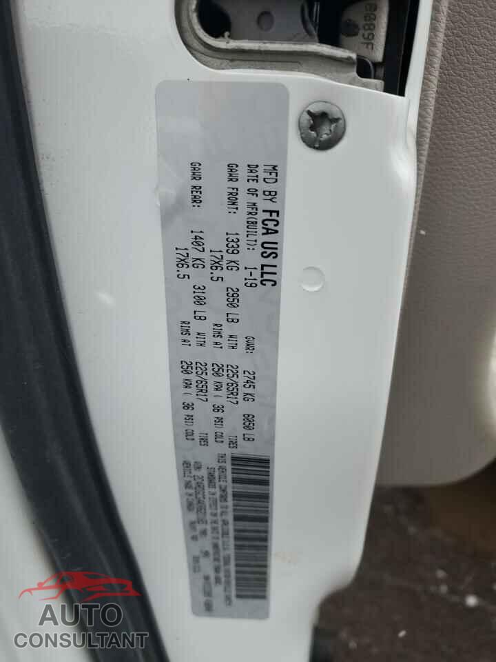 DODGE CARAVAN 2019 - 2C4RDGCG4KR621165