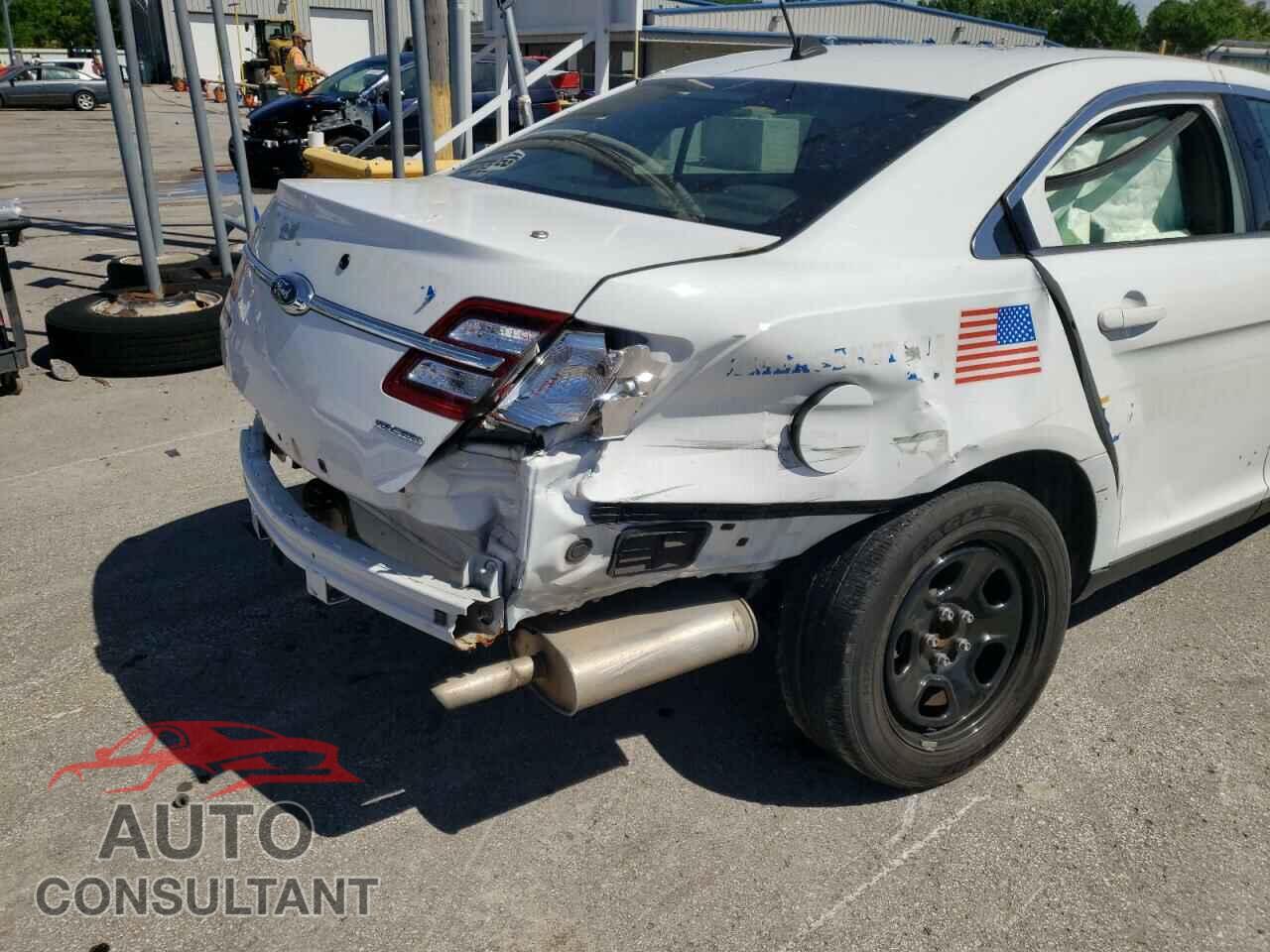 FORD TAURUS 2017 - 1FAHP2L80HG123804