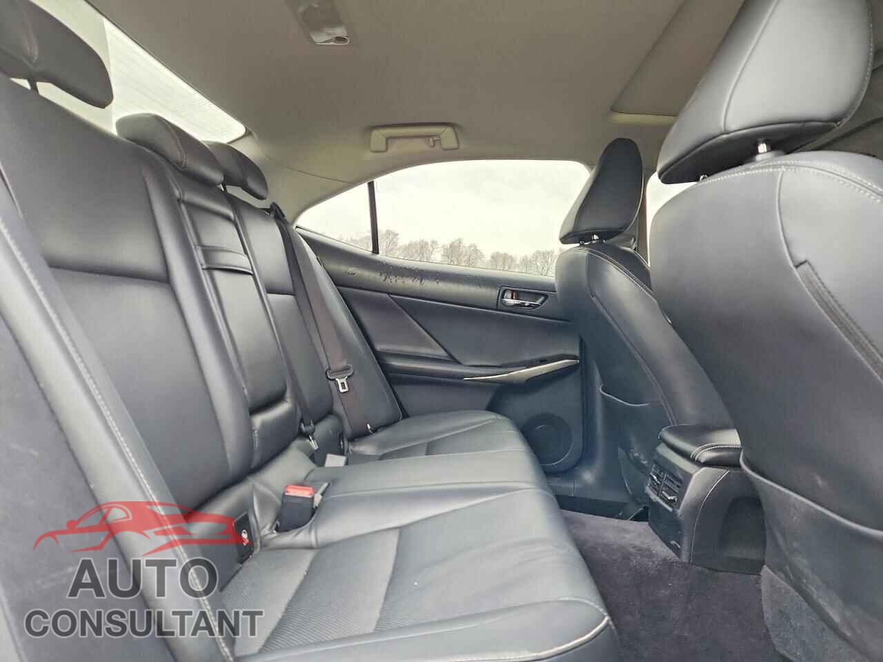 LEXUS IS 2014 - JTHCF1D29E5010399