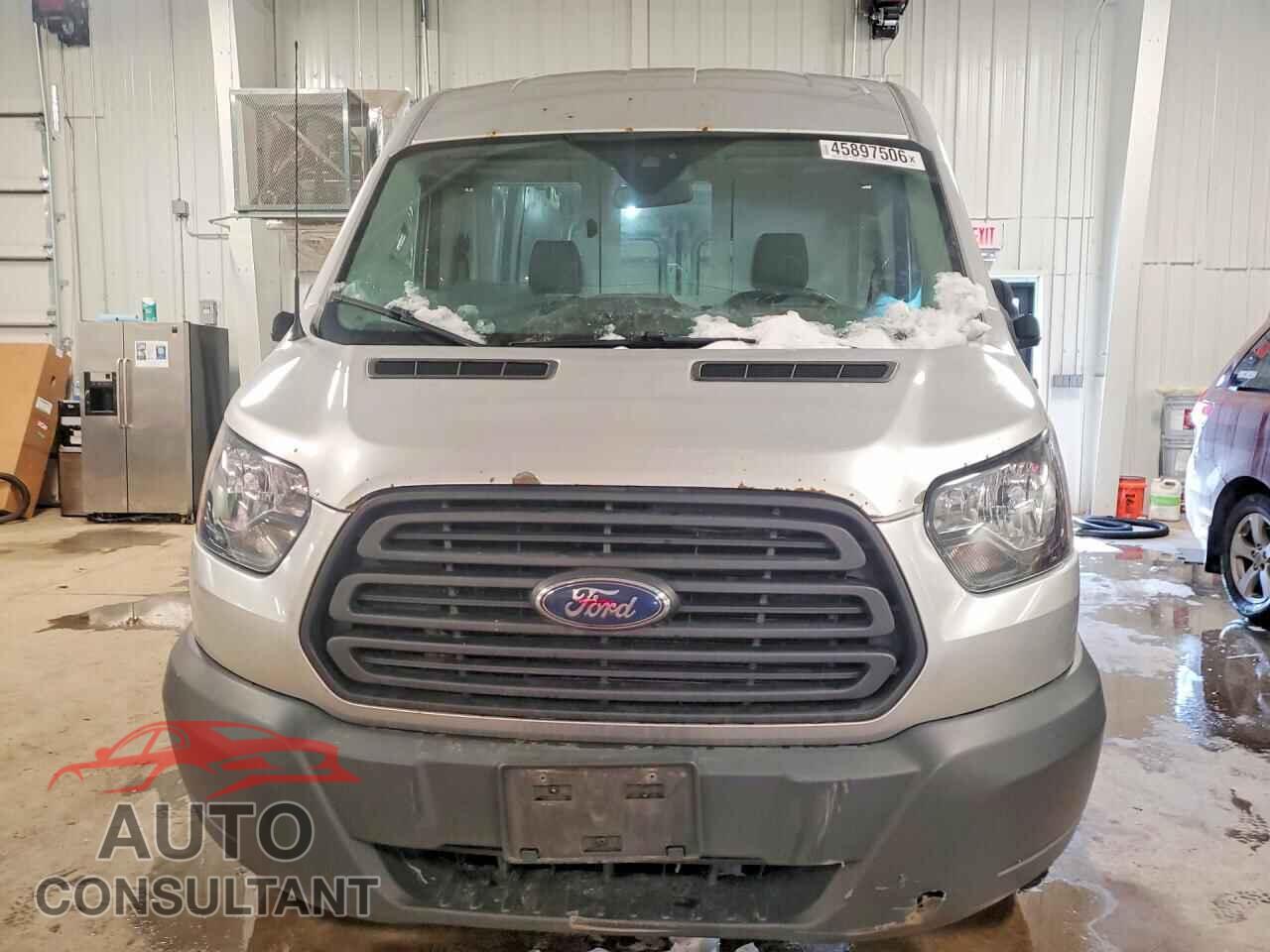 FORD TRANSIT 2017 - 1FTYR1CM2HKA83590