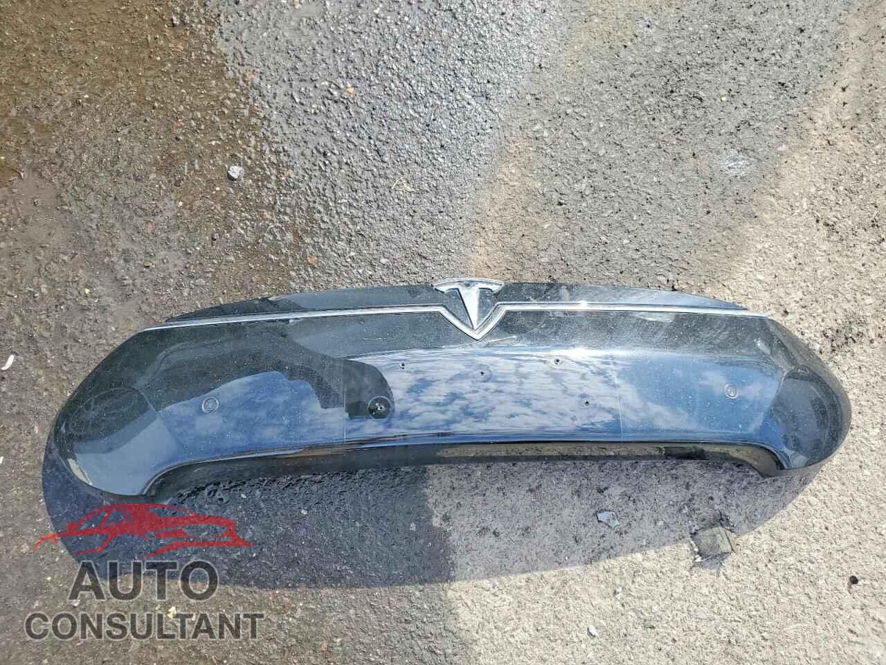 TESLA MODEL S 2015 - 5YJSA1H22FF095883