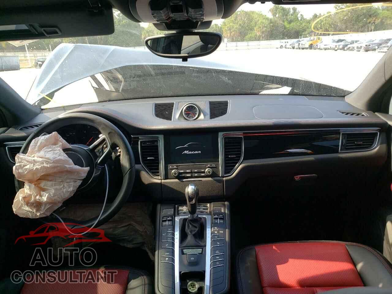 PORSCHE MACAN 2018 - WP1AA2A52JLB03569