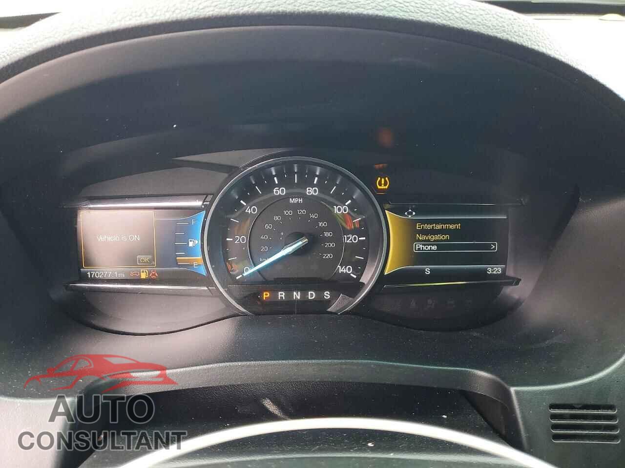 FORD EXPLORER 2018 - 1FM5K8F84JGB00327