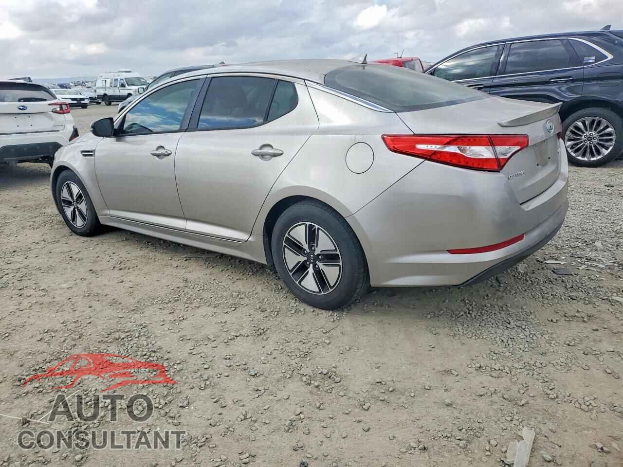 KIA OPTIMA 2011 - KNAGM4AD0B5008758