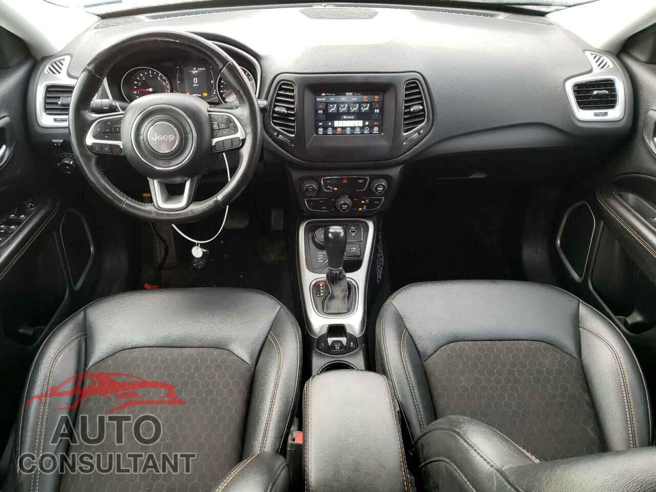 JEEP COMPASS 2019 - 3C4NJDBB2KT755116