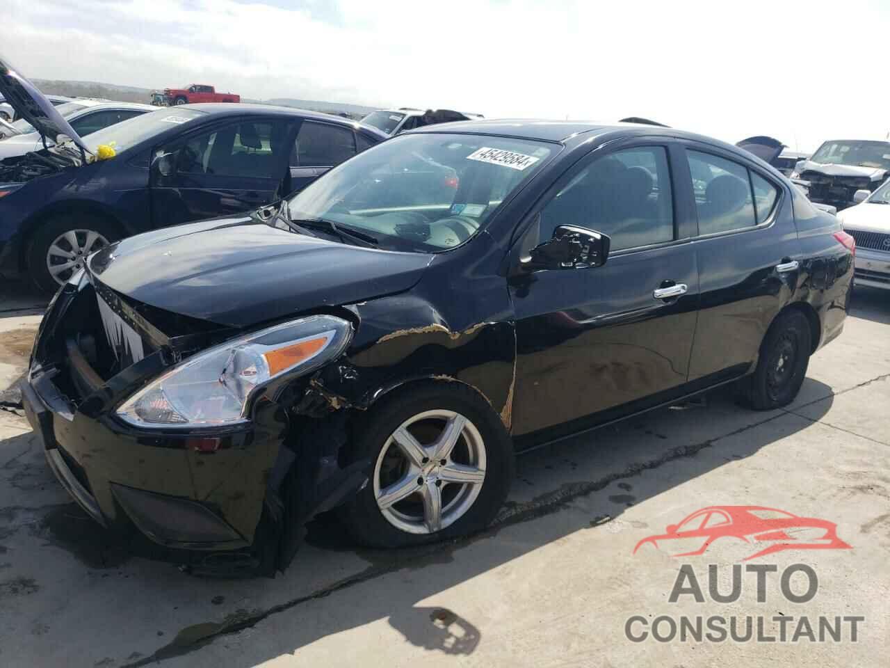 NISSAN VERSA 2017 - 3N1CN7APXHL801331