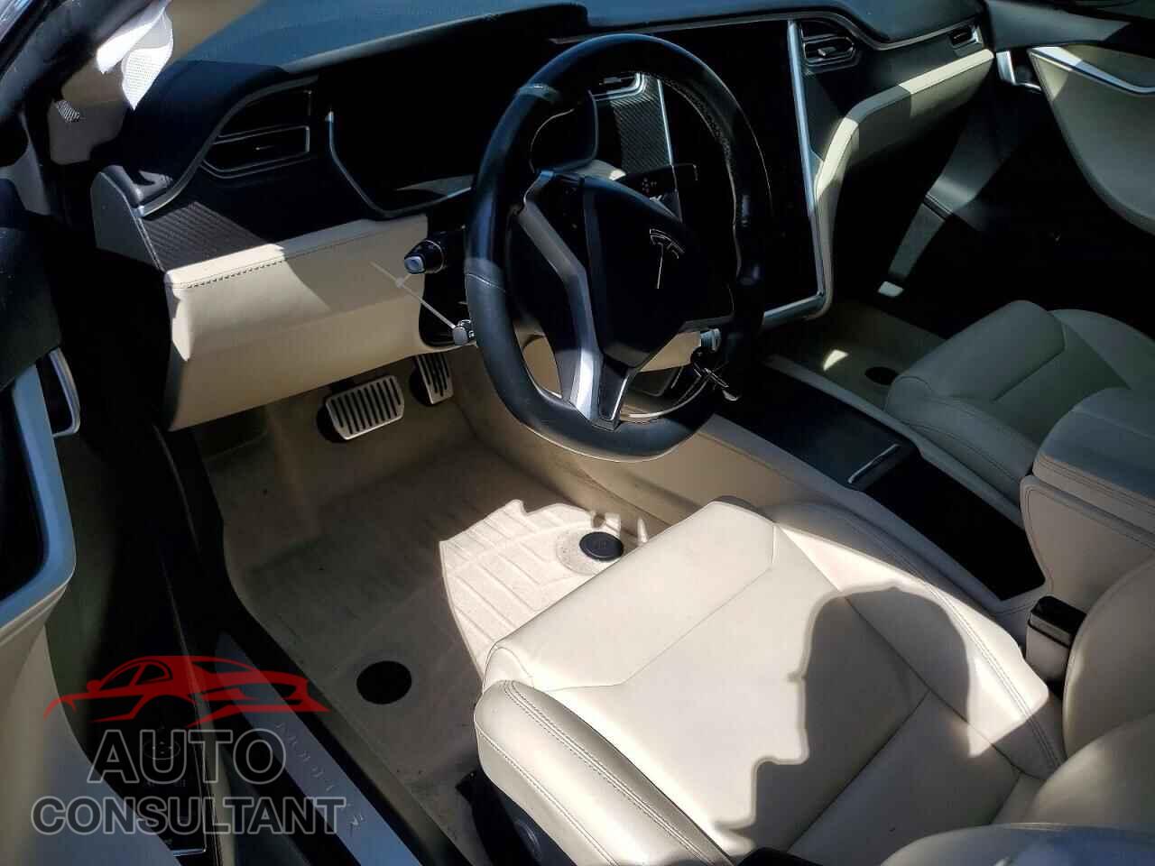 TESLA MODEL S 2017 - 5YJSA1E19HF232915