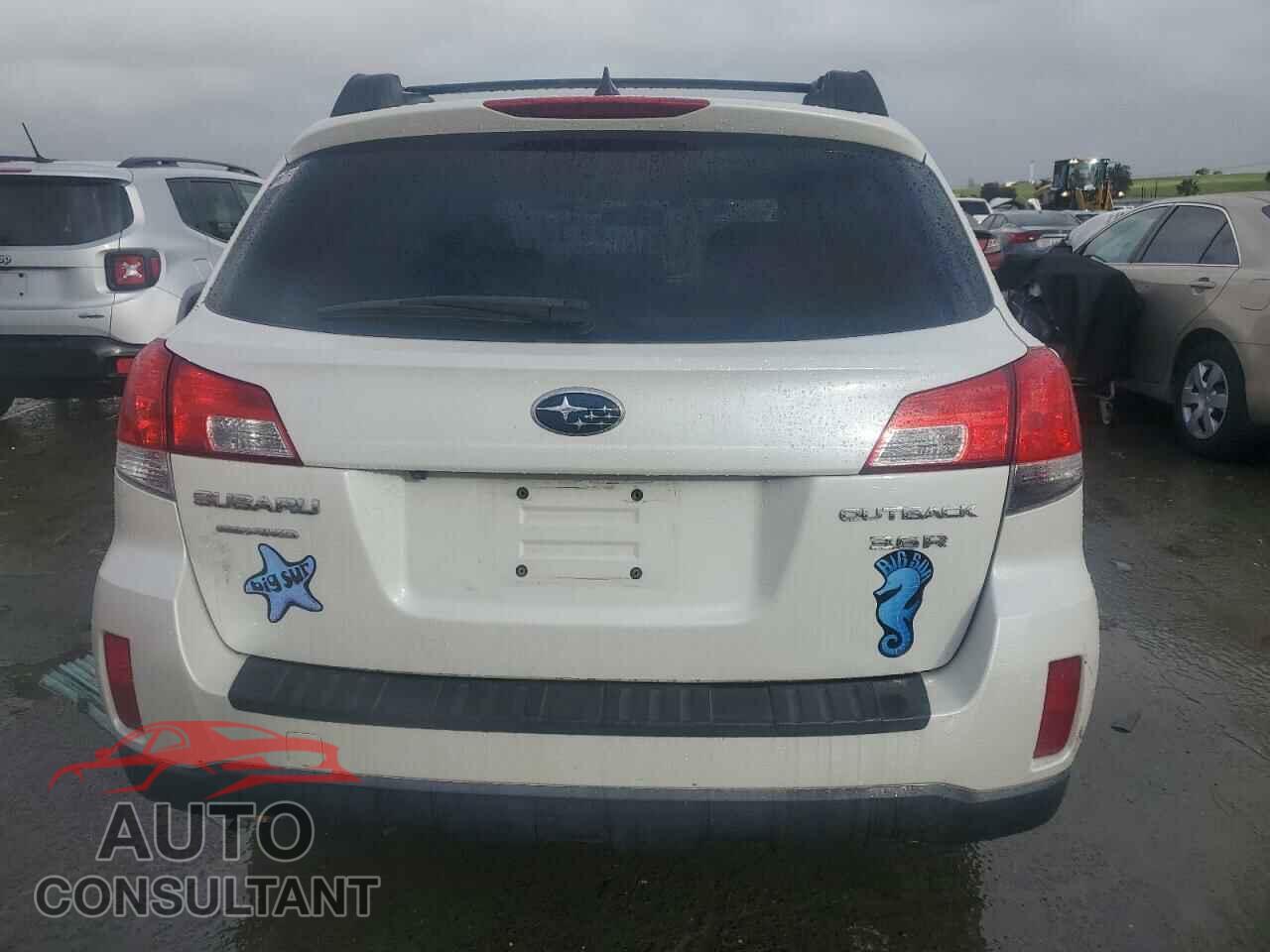 SUBARU OUTBACK 2014 - 4S4BRDPC1E2298927