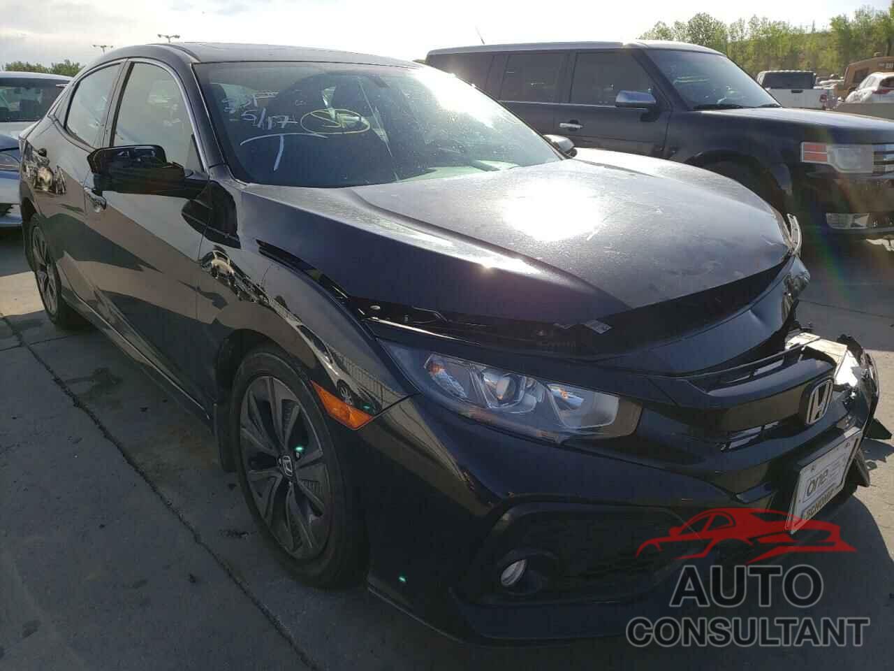 HONDA CIVIC 2018 - SHHFK7H53JU234874