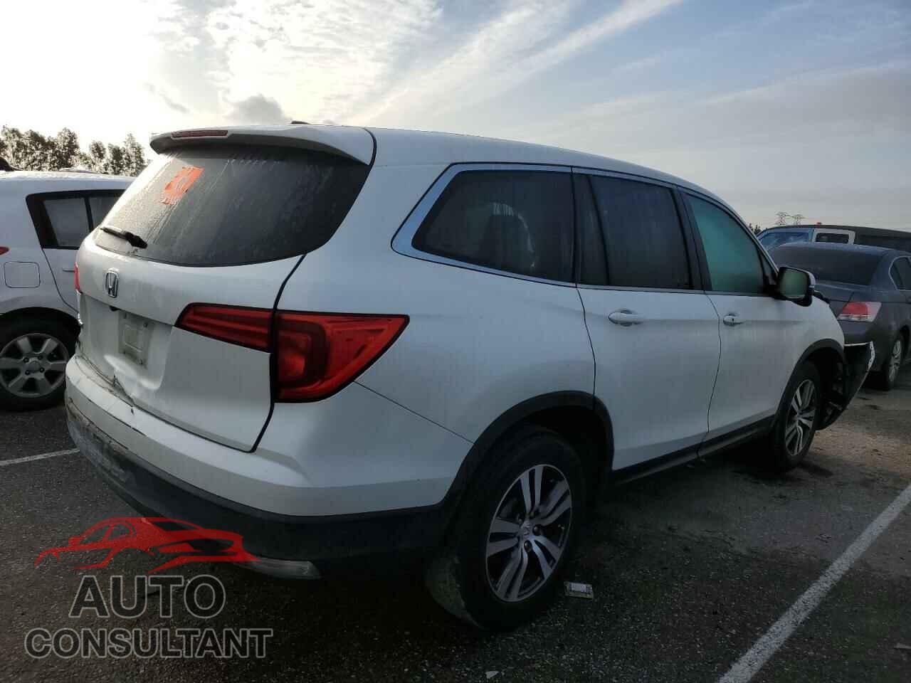 HONDA PILOT 2018 - 5FNYF5H60JB016631