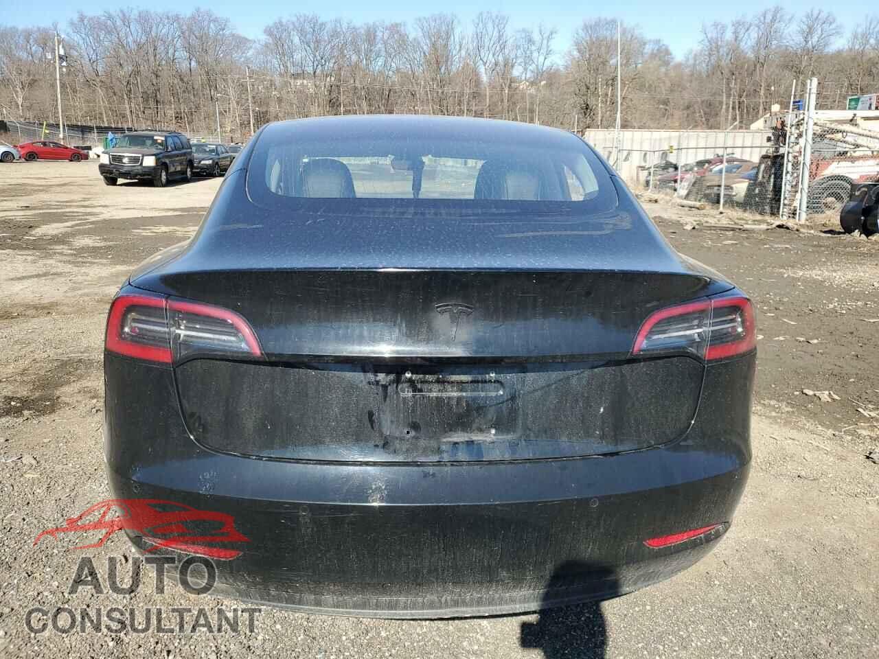 TESLA MODEL 3 2018 - 5YJ3E1EA3JF044289