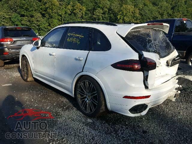 PORSCHE CAYENNE GTS 2016 - WP1AD2A26GLA79461