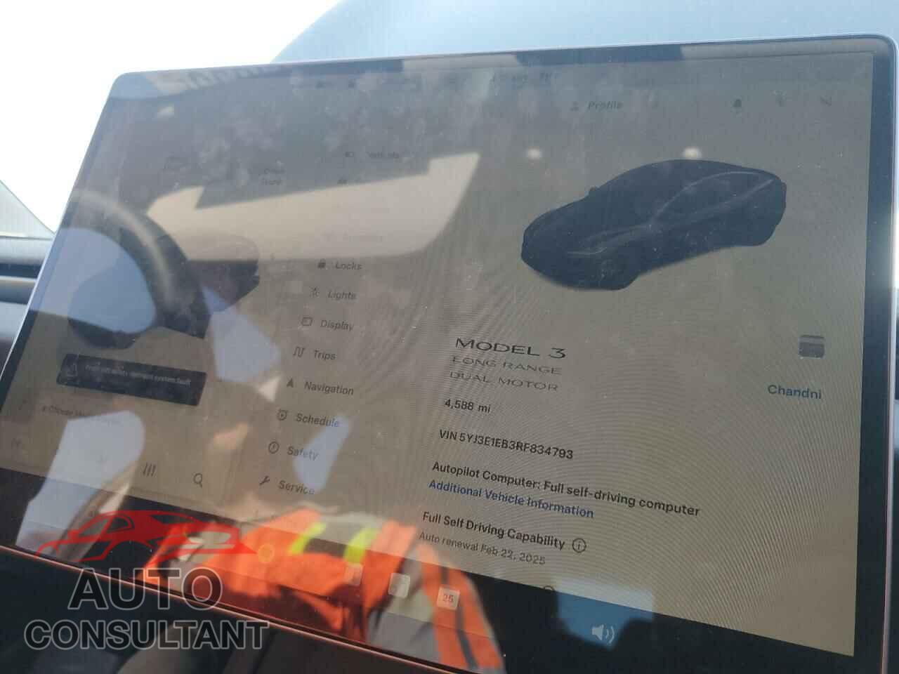 TESLA MODEL 3 2024 - 5YJ3E1EB3RF834793