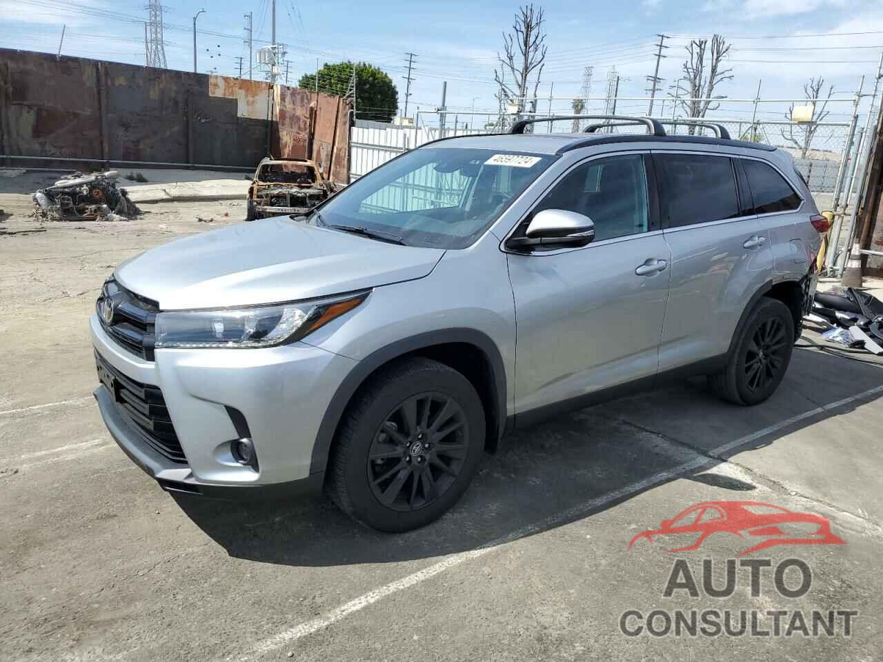 TOYOTA HIGHLANDER 2019 - 5TDJZRFH6KS612750