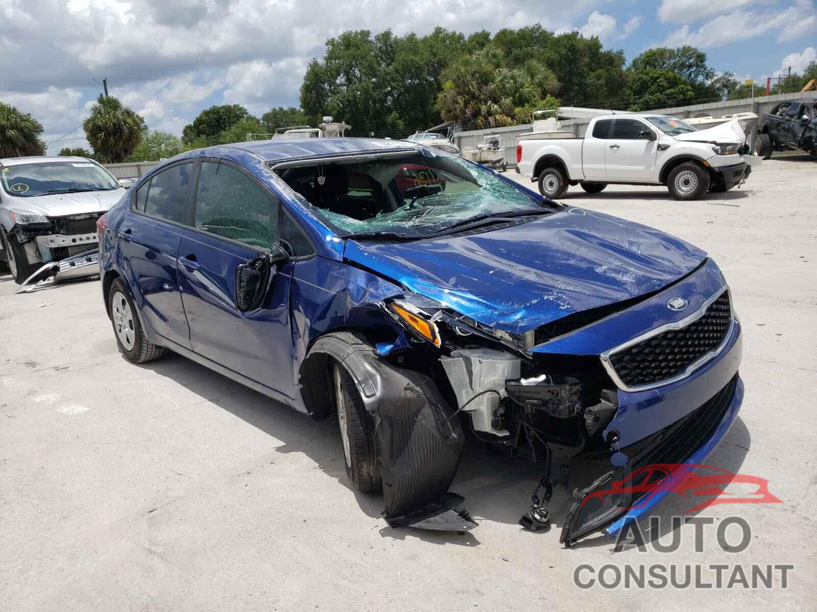 KIA FORTE 2018 - 3KPFK4A77JE257012