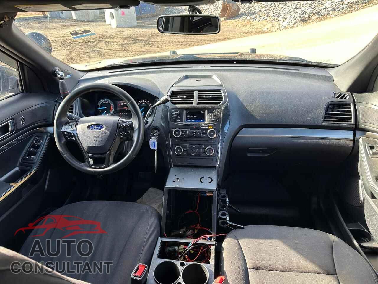FORD EXPLORER 2018 - 1FM5K8AR2JGB68125