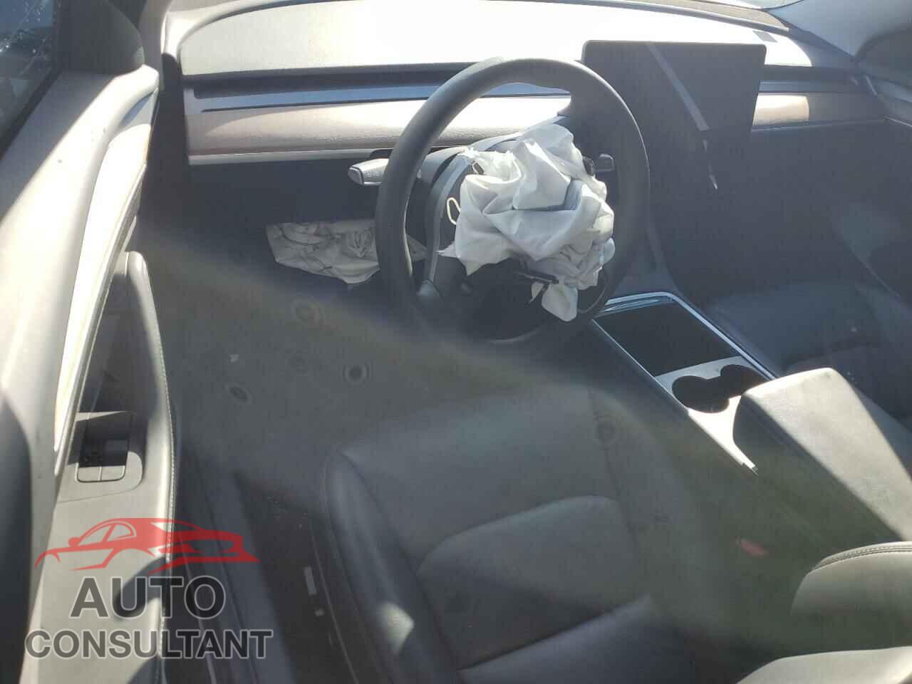 TESLA MODEL 3 2023 - 5YJ3E1EA5PF570805