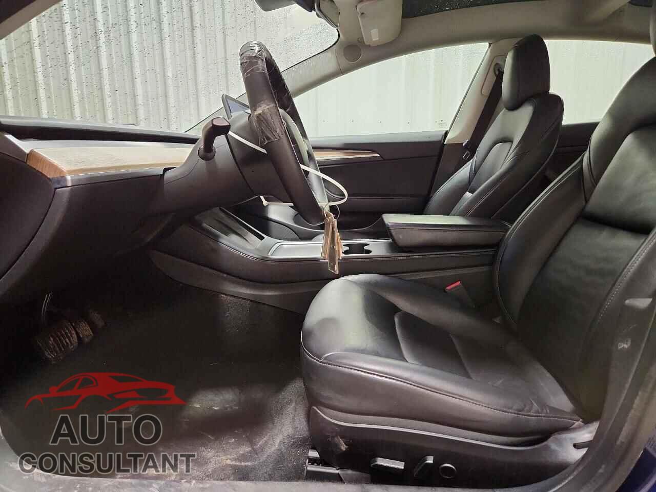 TESLA MODEL 3 2022 - 5YJ3E1EA9NF286932