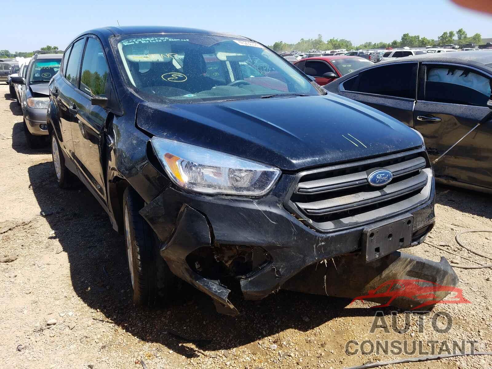 FORD ESCAPE 2017 - 1FMCU0F72HUF07715
