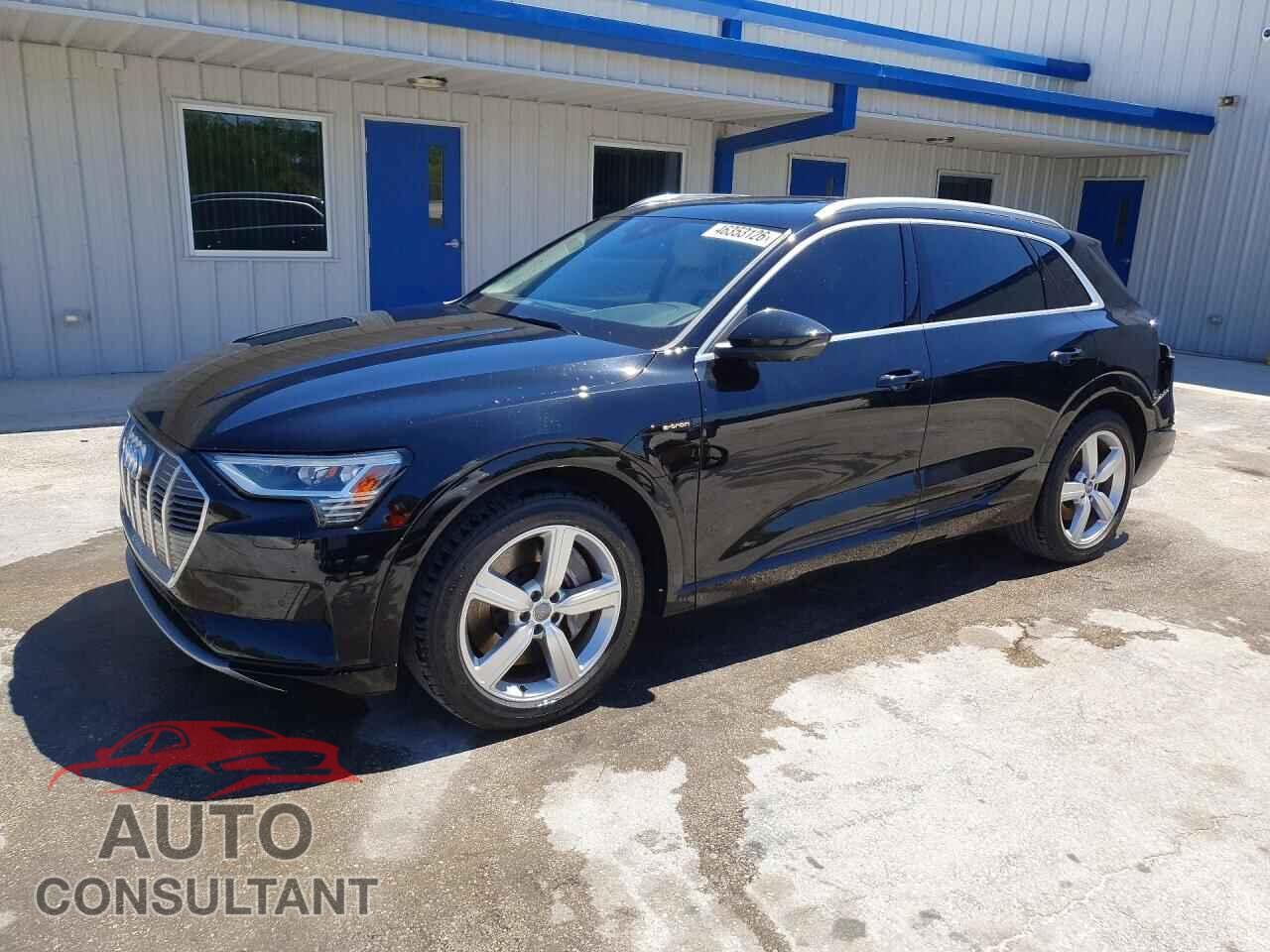AUDI E-TRON 2019 - WA1LAAGE2KB010225