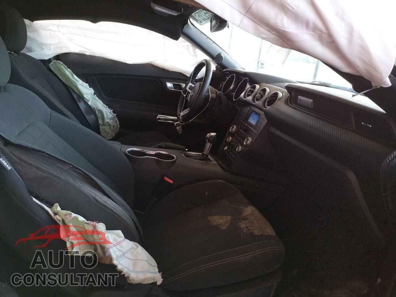FORD MUSTANG 2019 - 1FA6P8TH6K5188024