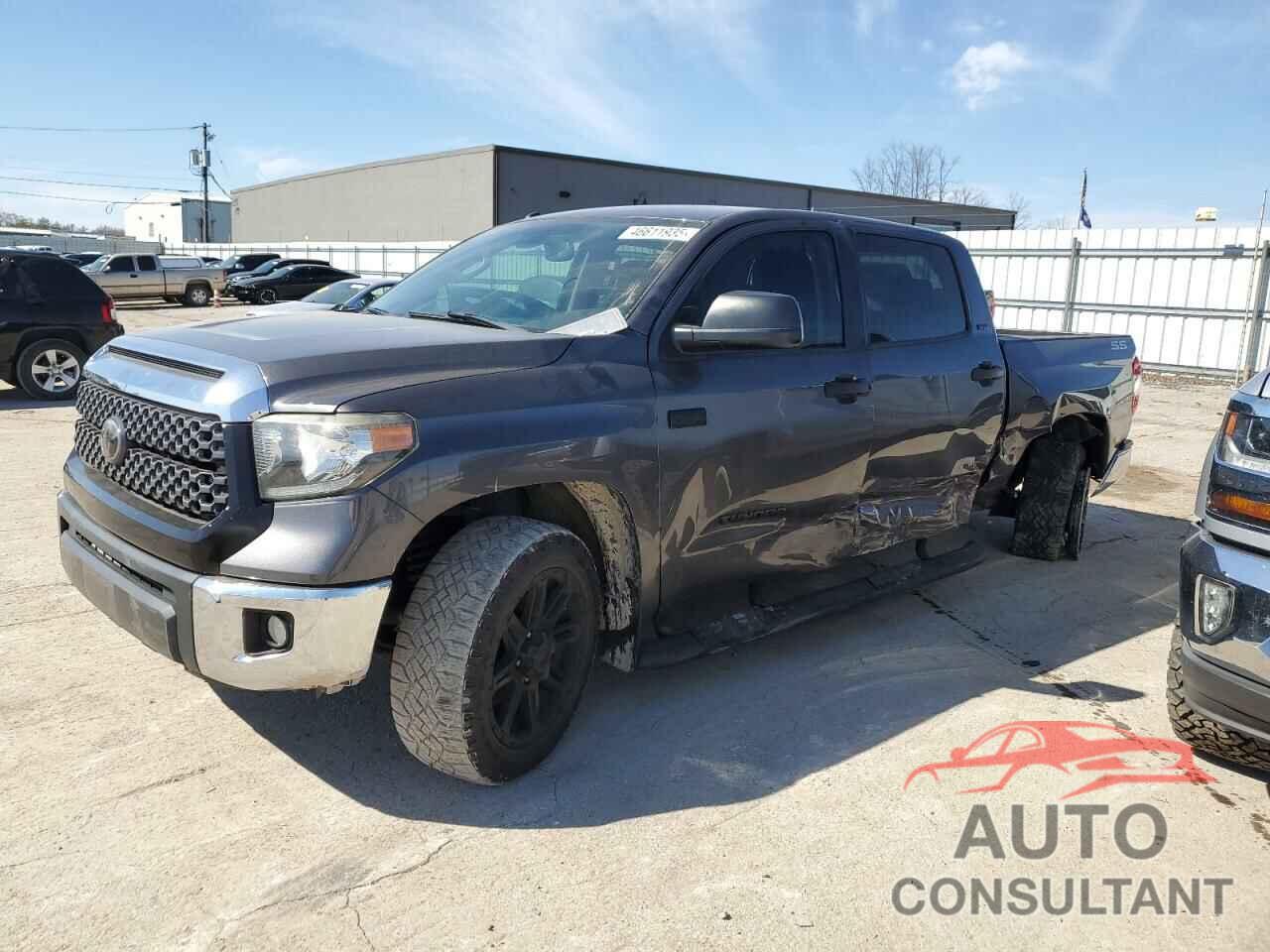TOYOTA TUNDRA 2019 - 5TFDW5F15KX861844