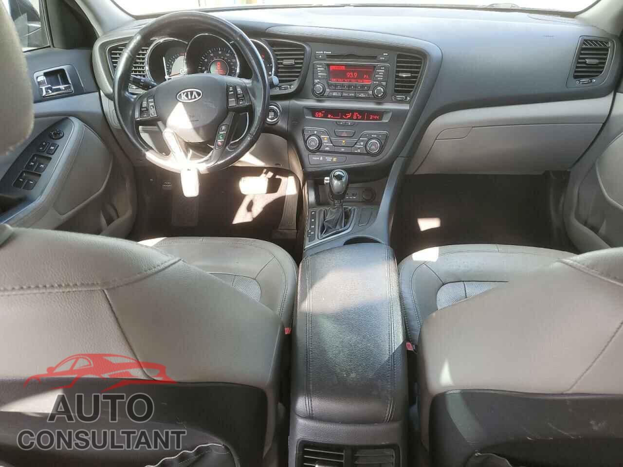 KIA OPTIMA 2011 - KNAGN4A73B5069884