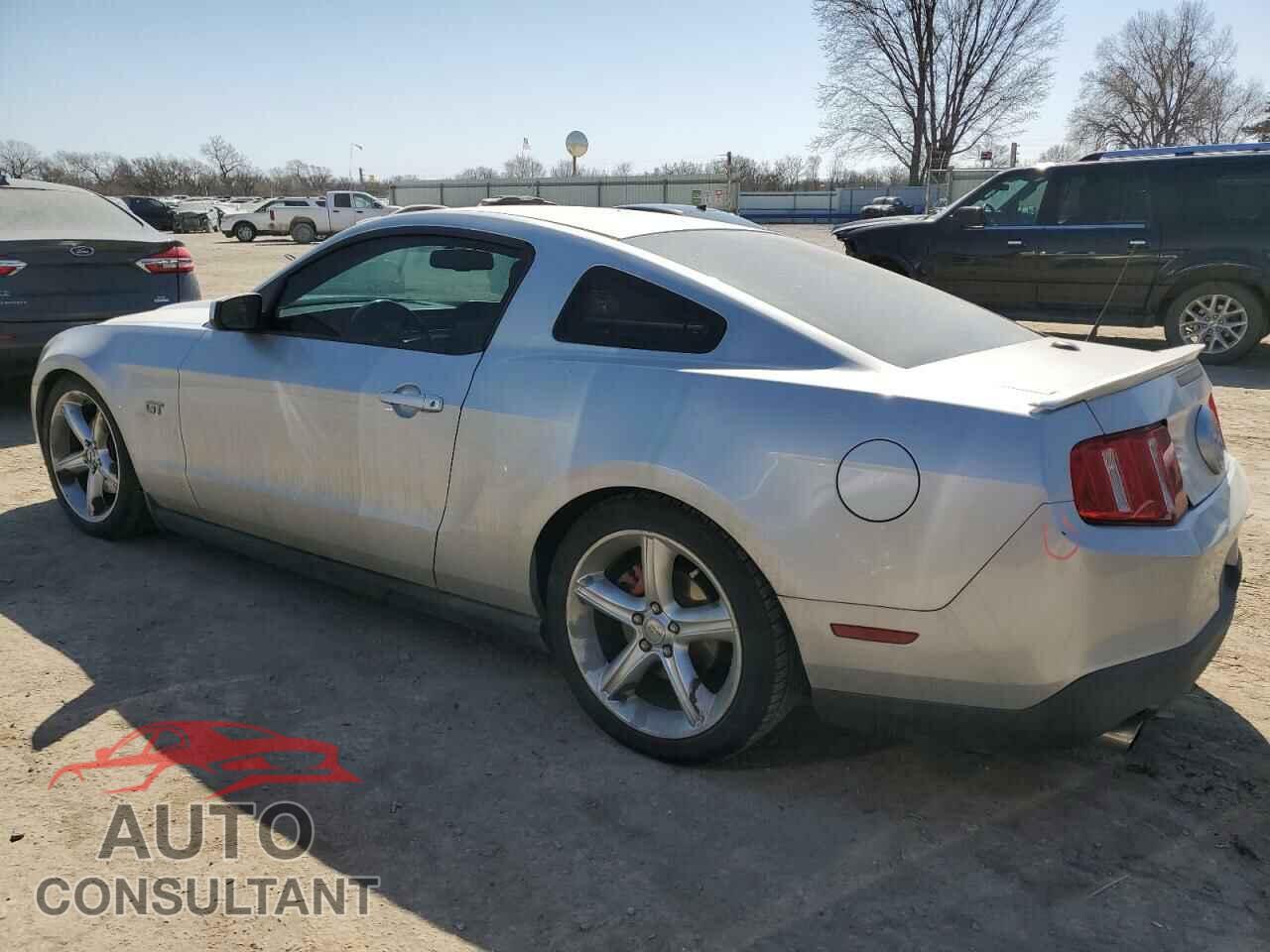 FORD MUSTANG 2010 - 1ZVBP8CH8A5143204