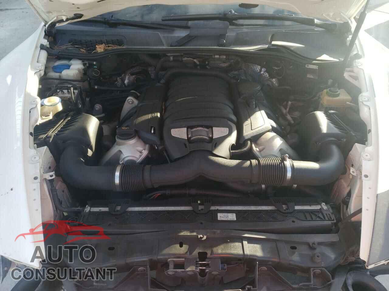 PORSCHE CAYENNE 2011 - WP1AB2A24BLA55206