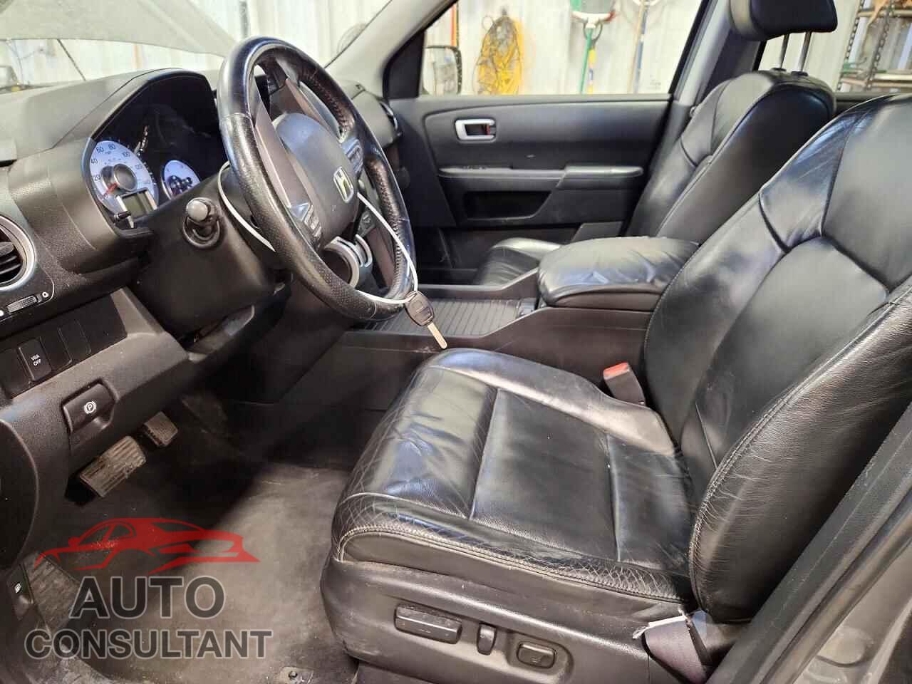 HONDA PILOT 2009 - 5FNYF48699B031666