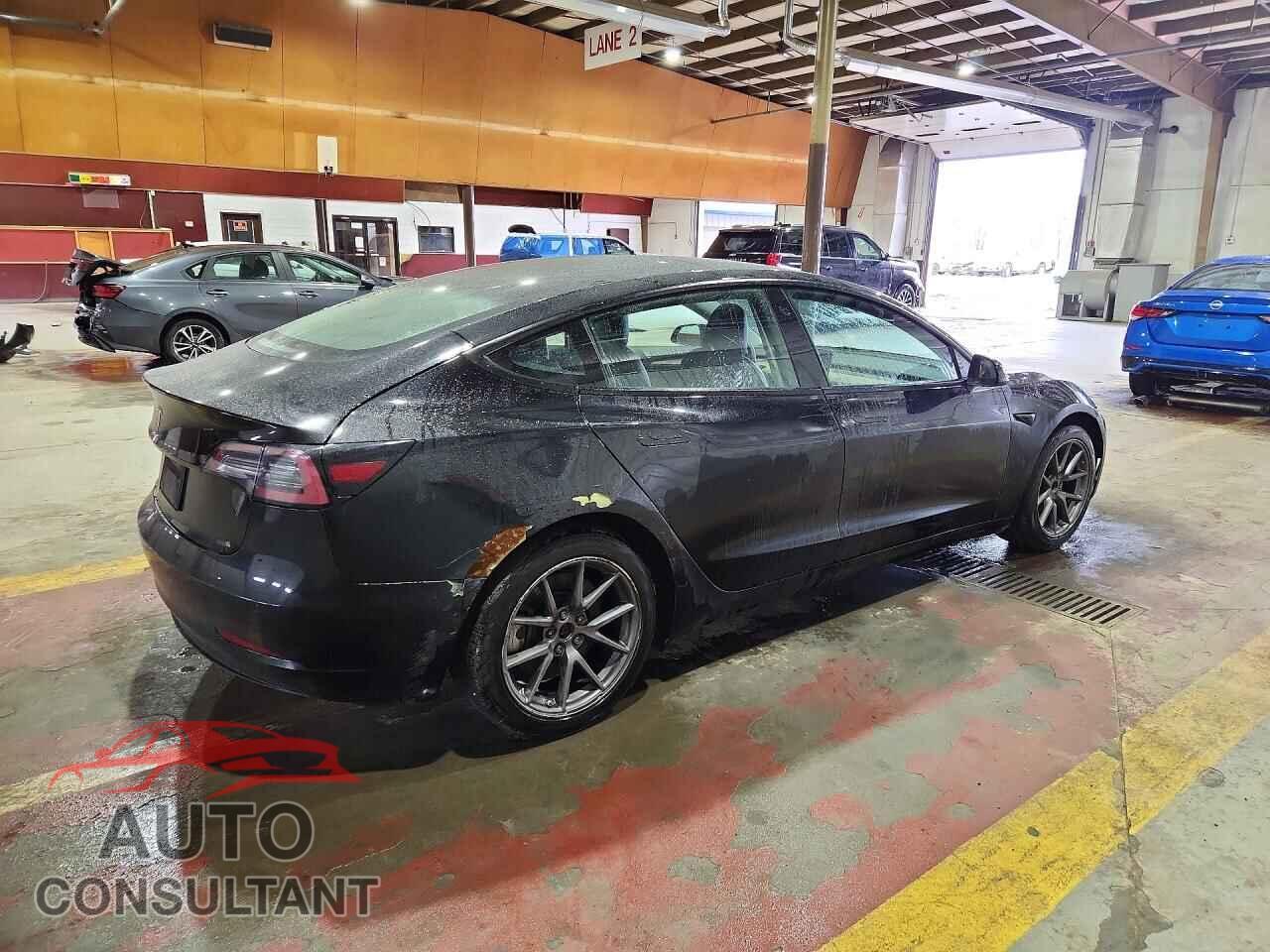 TESLA MODEL 3 2022 - 5YJ3E1EA0NF372002