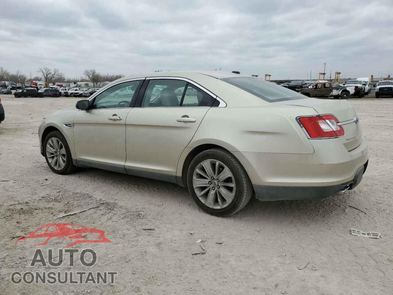 FORD TAURUS 2010 - 1FAHP2FW8AG100707