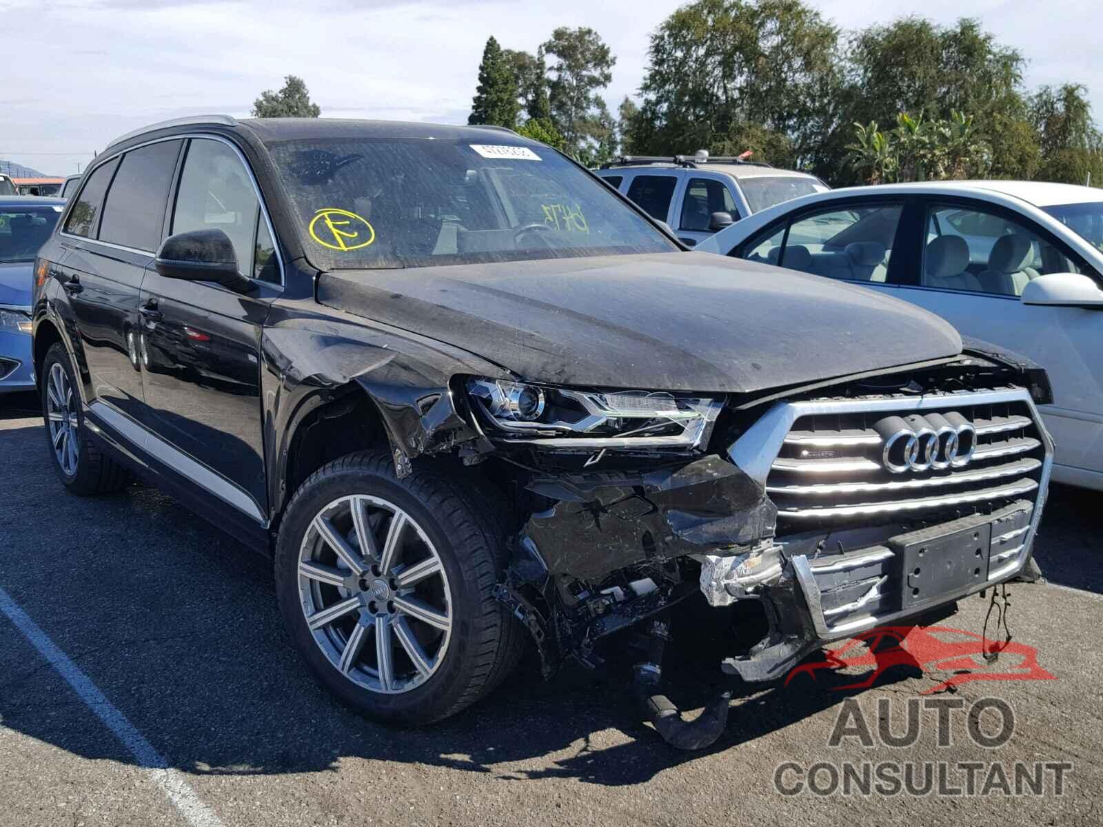 AUDI Q7 PREMIUM PLUS 2018 - WA1LHAF76JD012917