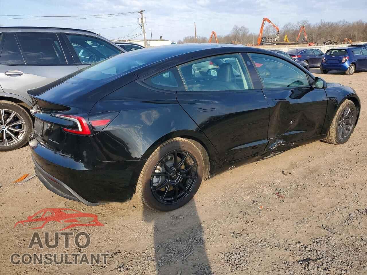 TESLA MODEL 3 2024 - 5YJ3E1EB8RF841450