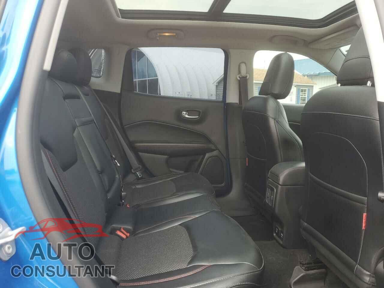 JEEP COMPASS 2017 - 3C4NJDDB7HT656653