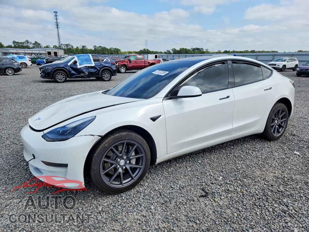 TESLA MODEL 3 2021 - 5YJ3E1EA0MF084740