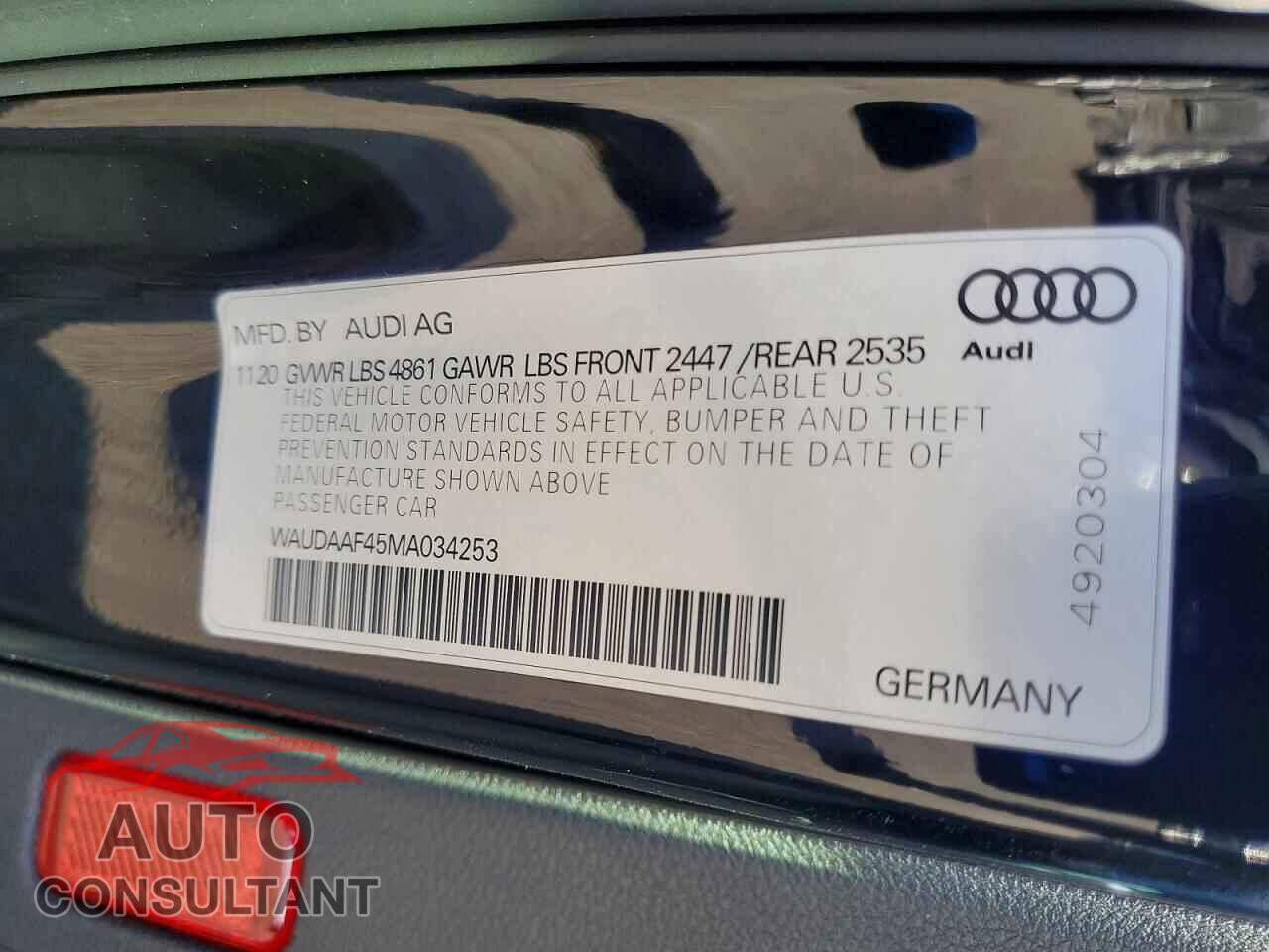 AUDI A4 2021 - WAUDAAF45MA034253