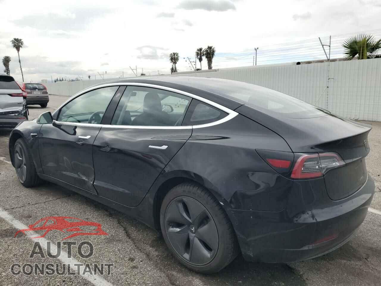TESLA MODEL 3 2018 - 5YJ3E1EAXJF011404