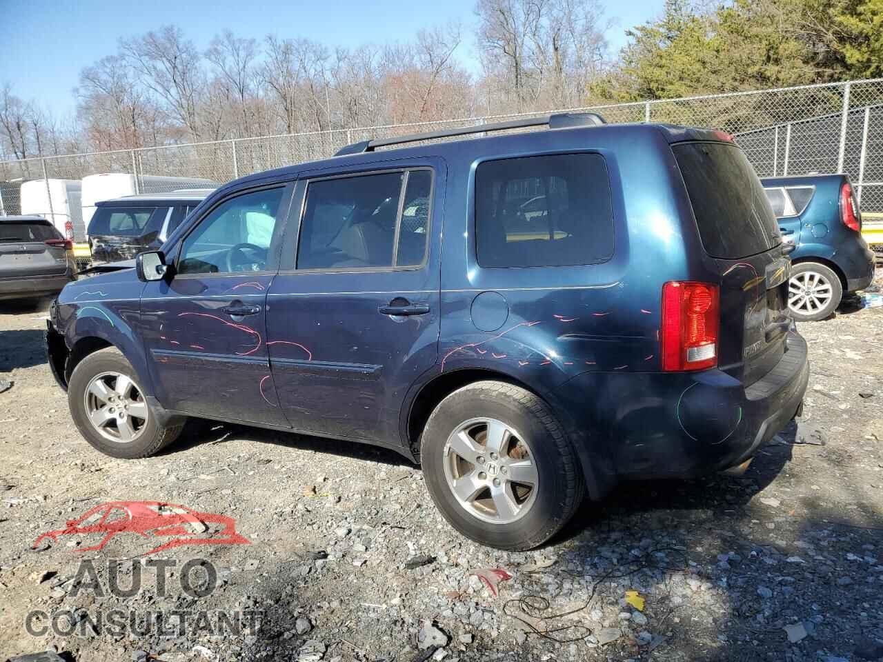 HONDA PILOT 2011 - 5FNYF4H64BB020192