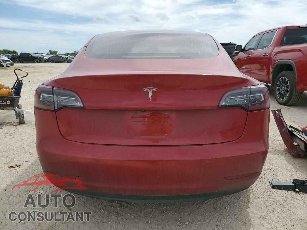 TESLA MODEL 3 2018 - 5YJ3E1EA3JF047029