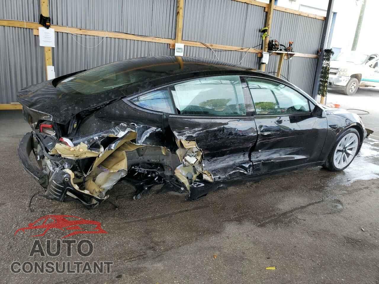 TESLA MODEL 3 2023 - 5YJ3E1EAXPF436503