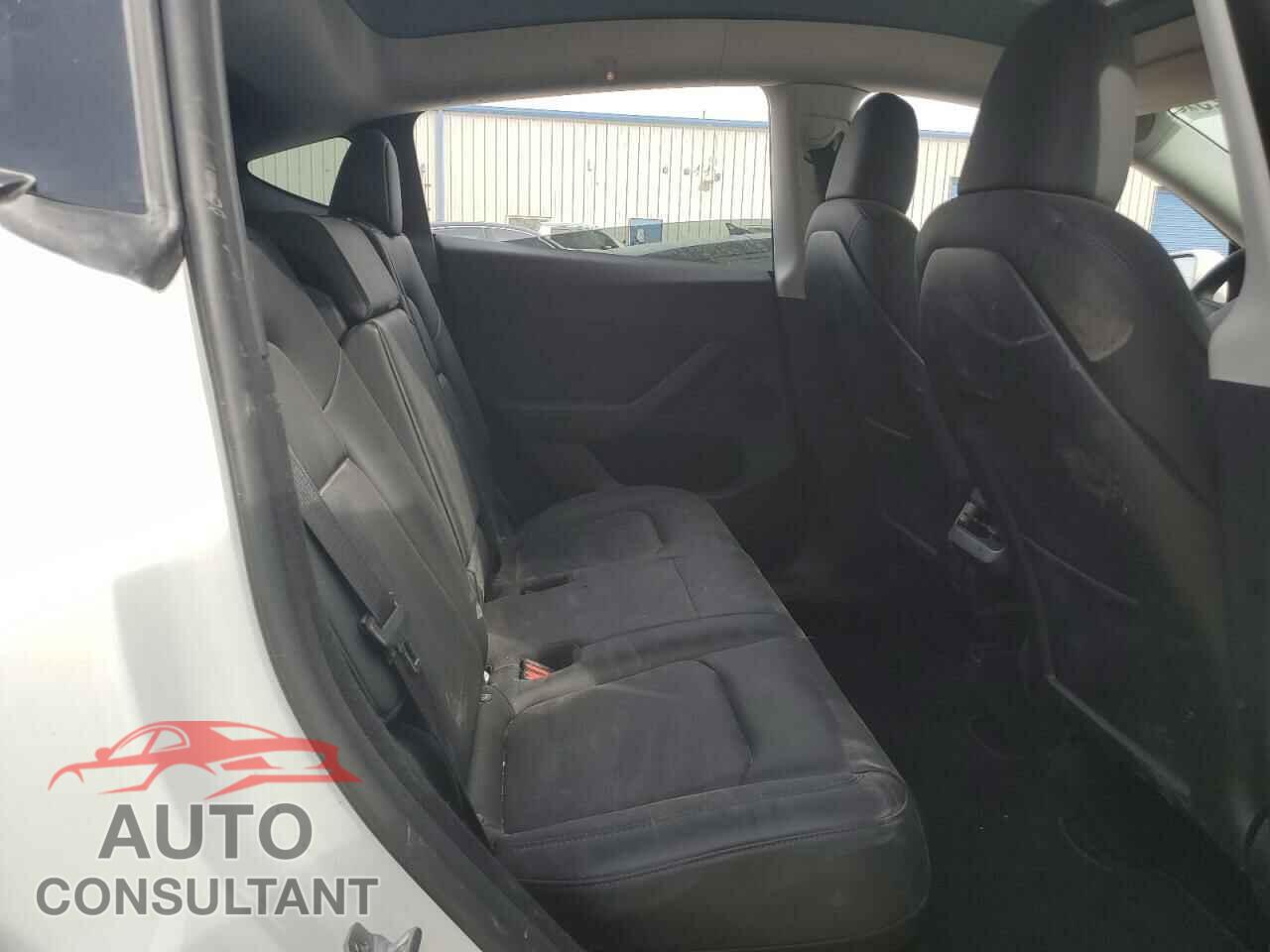 TESLA MODEL Y 2022 - 7SAYGDEE1NA011141