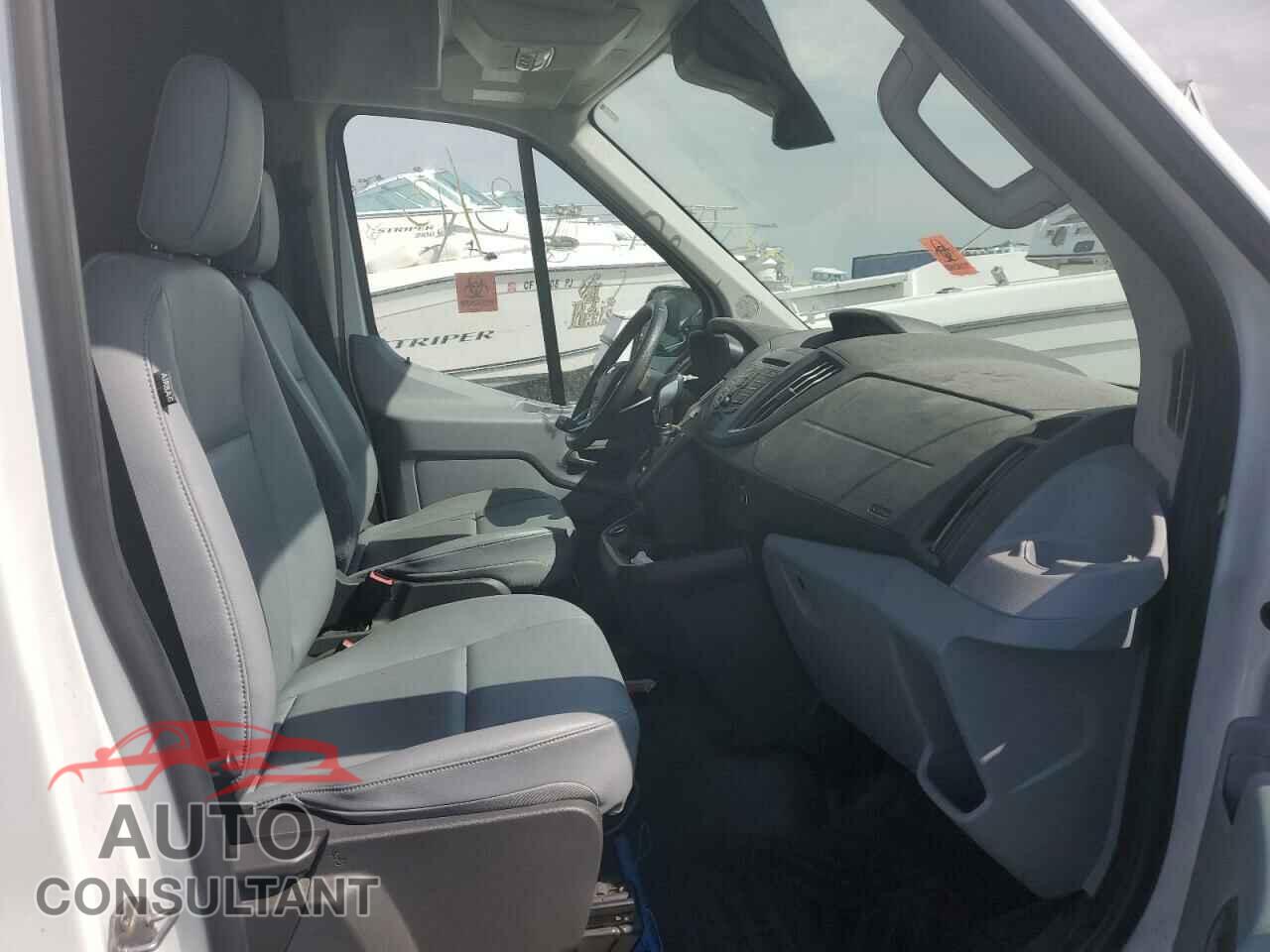 FORD TRANSIT 2019 - 1FTYR2CM9KKB70898