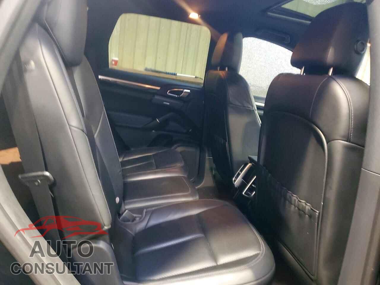 PORSCHE CAYENNE 2013 - WP1AF2A25DLA40415