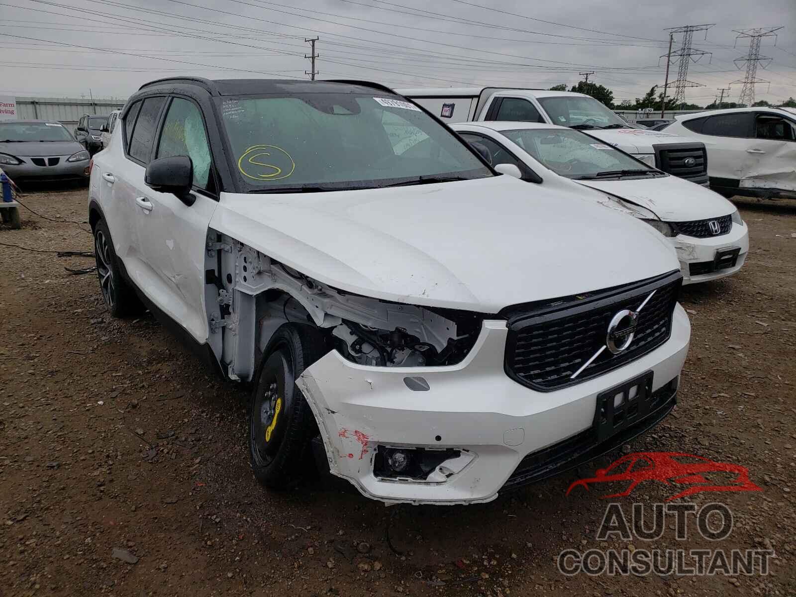 VOLVO XC40 2021 - YV4162UM6M2494786