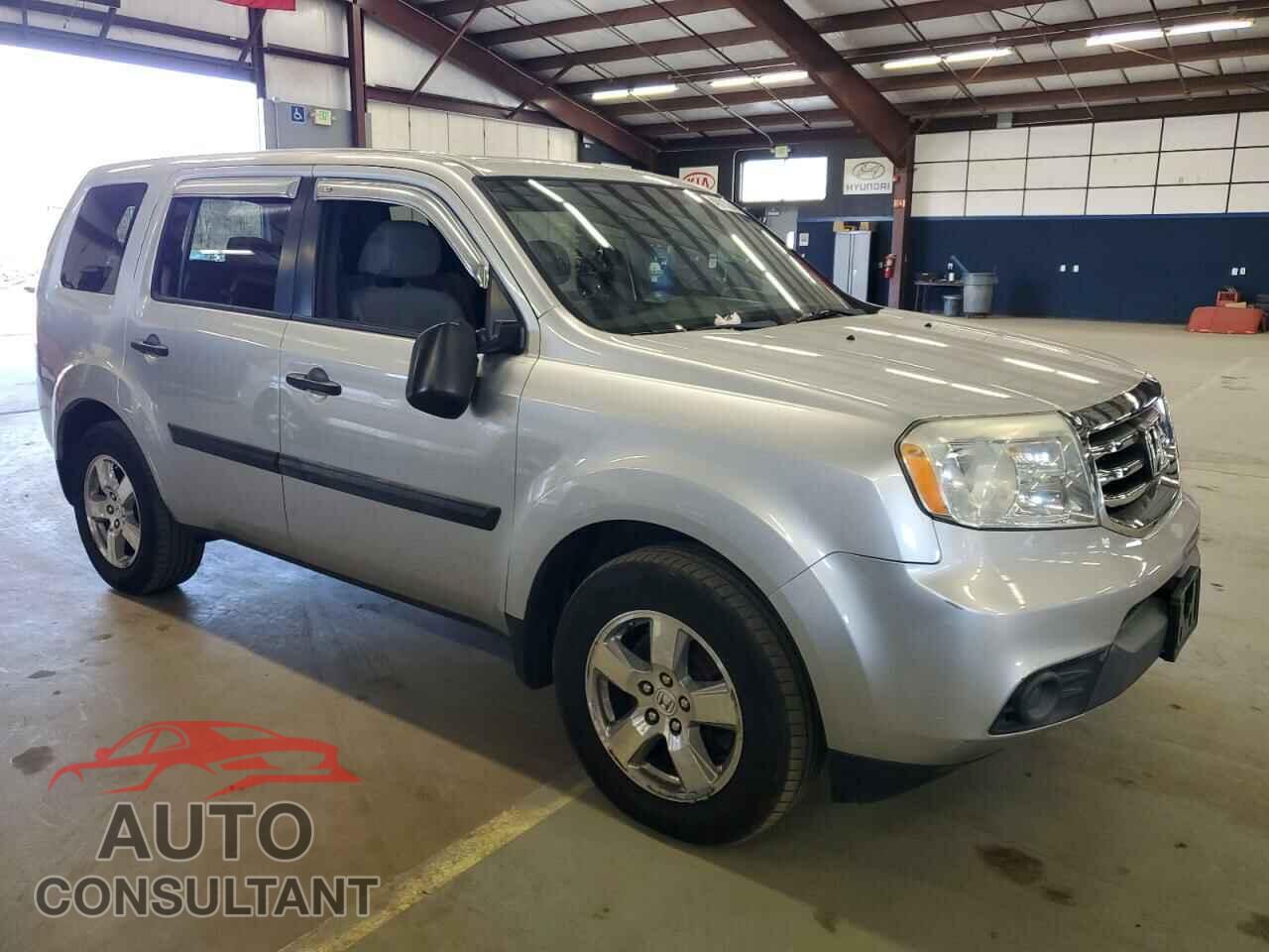 HONDA PILOT 2012 - 5FNYF4H2XCB082193