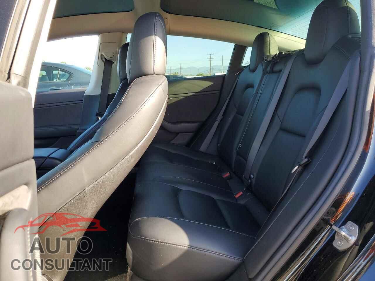 TESLA MODEL 3 2018 - 5YJ3E1EA8JF036432