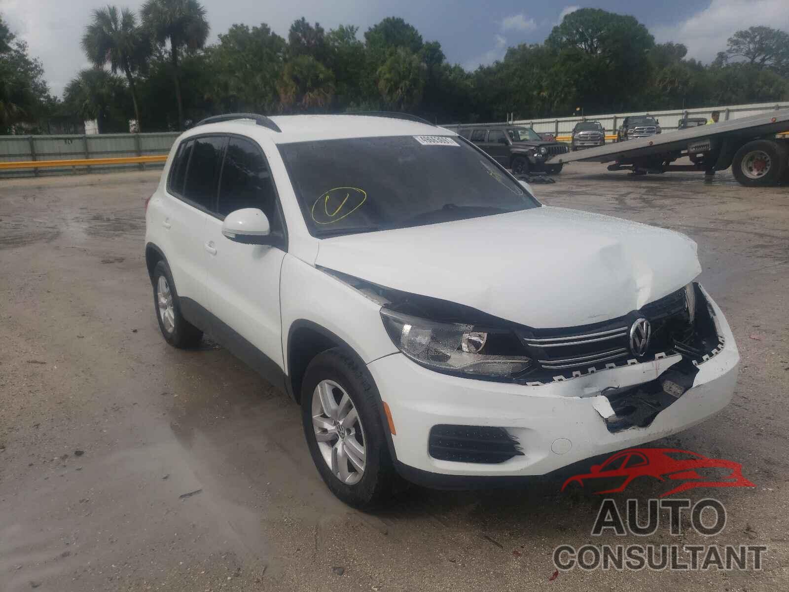 VOLKSWAGEN TIGUAN 2016 - WVGAV7AX6GW508910