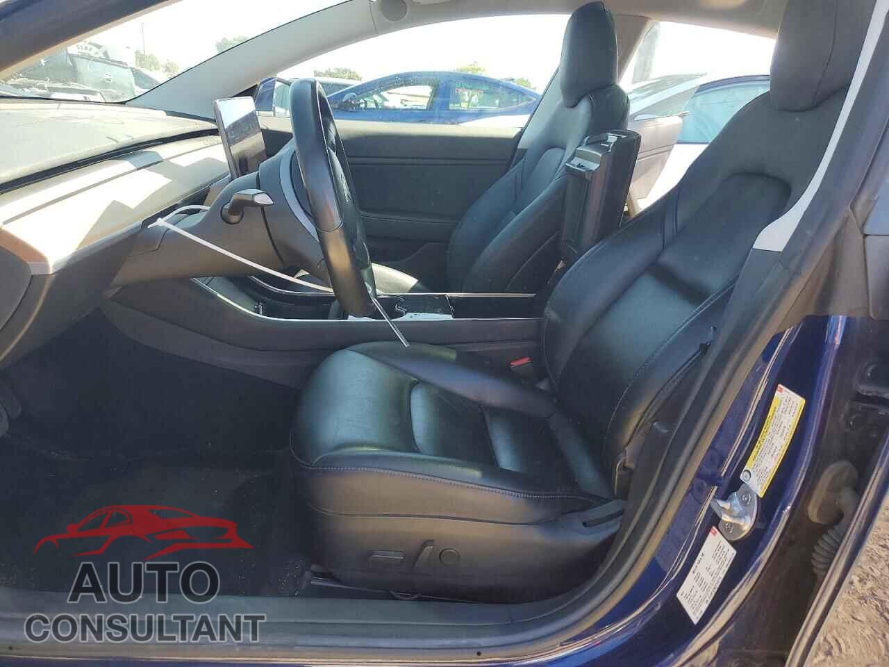 TESLA MODEL 3 2018 - 5YJ3E1EA0JF124715